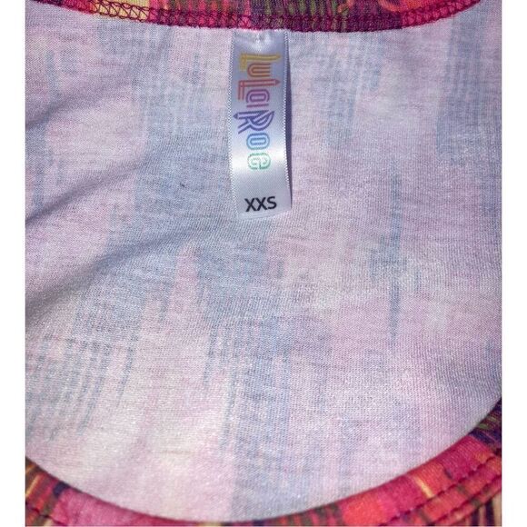 💕3/$30💕 LuLaRoe Pink and Purple Classic T - Picture 4 of 6